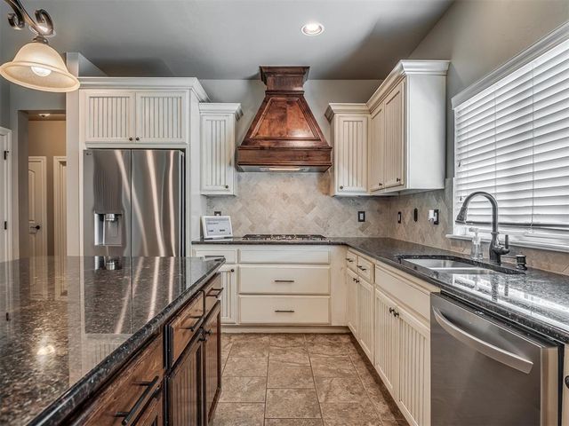 11600 Mallorca Drive, Oklahoma City, OK 73173