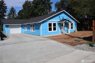 9504 Farwest Drive SW, Lakewood, WA 98498