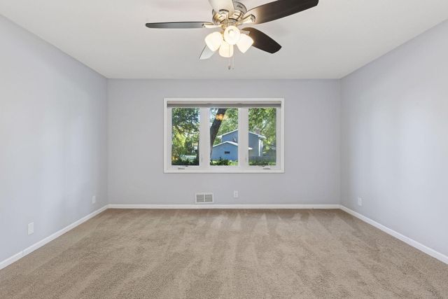 2465 Brunswick Avenue N, Golden Valley, MN 55422