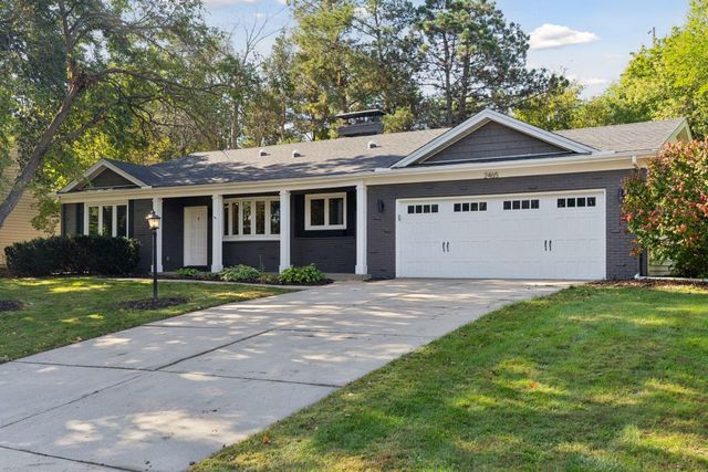 2465 Brunswick Avenue N, Golden Valley, MN 55422