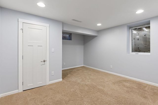 2465 Brunswick Avenue N, Golden Valley, MN 55422