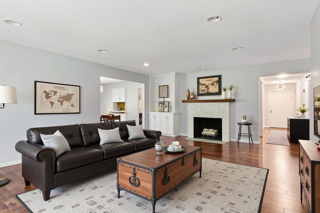 2465 Brunswick Avenue N, Golden Valley, MN 55422