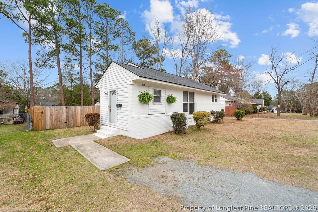 470 Mcbain Drive, Fayetteville, NC 28305