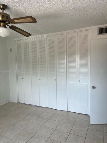 2225 Polk Street 6B, Hollywood, FL 33020