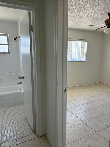 2225 Polk Street 6B, Hollywood, FL 33020