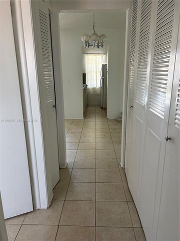 2225 Polk Street 6B, Hollywood, FL 33020