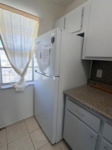 2225 Polk Street 6B, Hollywood, FL 33020