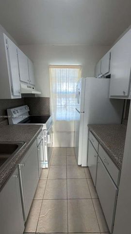 2225 Polk Street 6B, Hollywood, FL 33020
