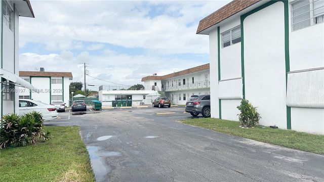 2225 Polk Street 6B, Hollywood, FL 33020