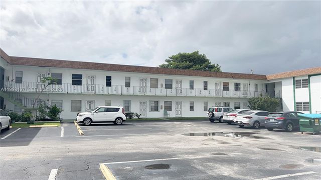 2225 Polk Street 6B, Hollywood, FL 33020
