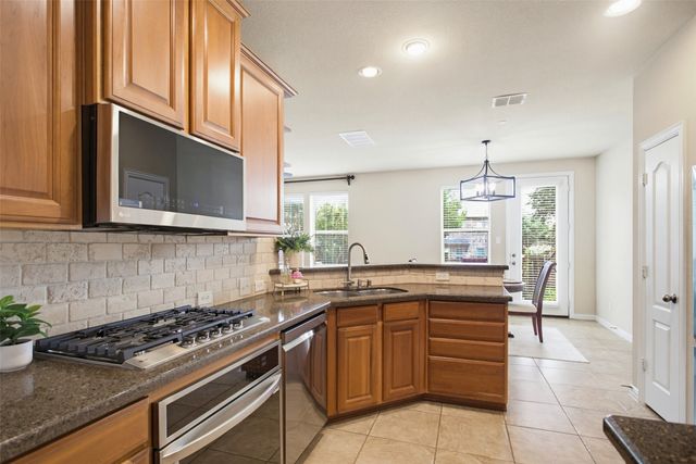 831 Apple Hill Drive, Allen, TX 75013