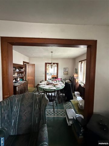 41 Westervelt Place, Westwood, NJ 07675