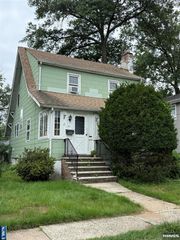 41 Westervelt Place, Westwood, NJ 07675