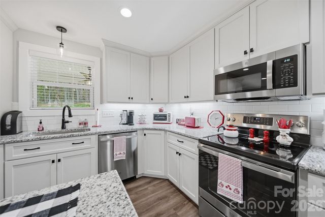 41 Emerson Court, Taylorsville, NC 28681