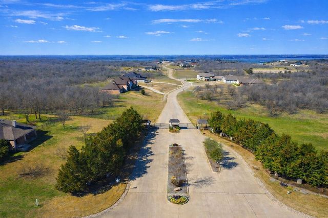 3212 Koscher Drive, Grand Prairie, TX 75104