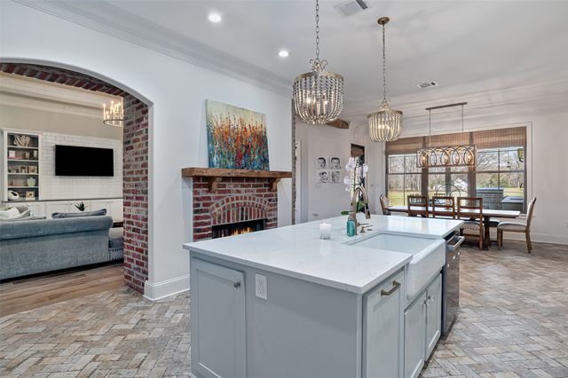 301 Easton Pvt Drive, Stonewall, LA 71078