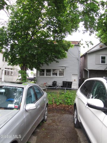 413 5th Avenue, Troy, NY 12182