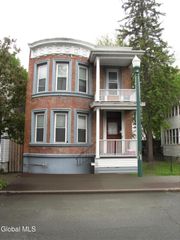 413 5th Avenue, Troy, NY 12182