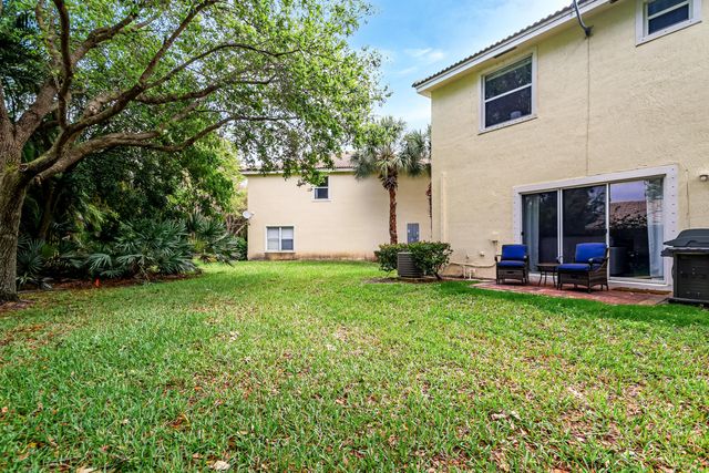 13354 Georgian Court, Wellington, FL 33414