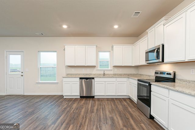 300 Oliver Drive, Locust Grove, GA 30248