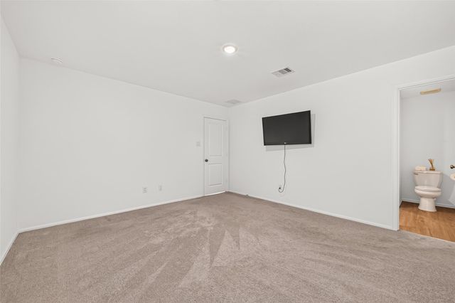 326 Riverwood Village Lane, Sealy, TX 77474