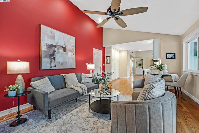 612 Santander Dr, San Ramon, CA 94583
