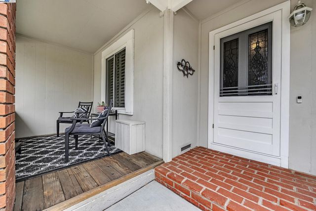612 Santander Dr, San Ramon, CA 94583