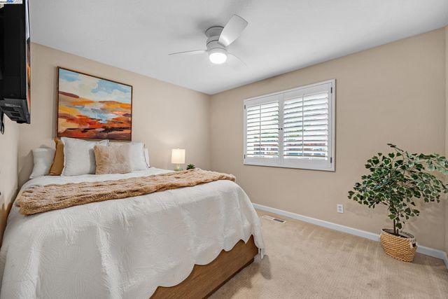 612 Santander Dr, San Ramon, CA 94583