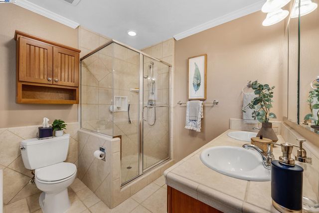 612 Santander Dr, San Ramon, CA 94583