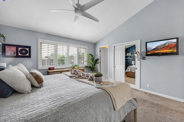 612 Santander Dr, San Ramon, CA 94583