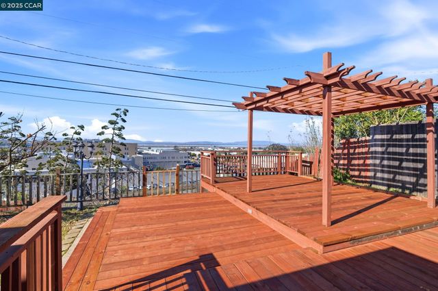 931 N Camino Alto Drive, Vallejo, CA 94589