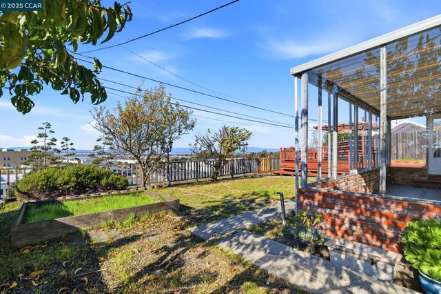 931 N Camino Alto Drive, Vallejo, CA 94589