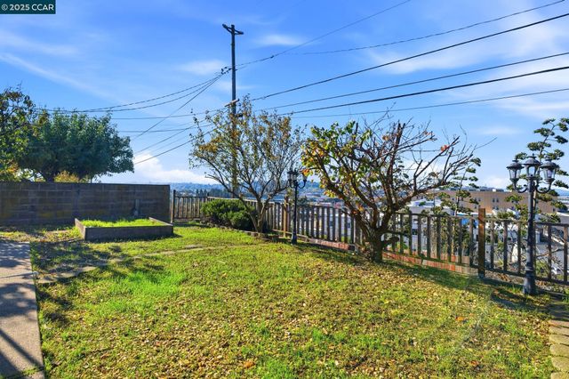 931 N Camino Alto Drive, Vallejo, CA 94589