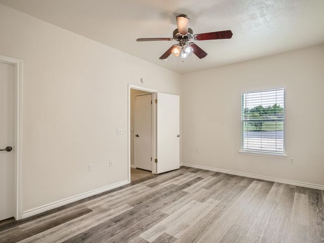 6102 Reicher DR, Austin, TX 78723