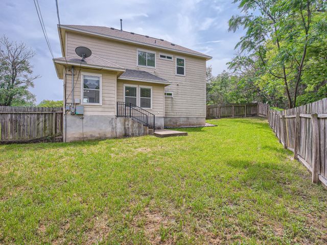 6102 Reicher DR, Austin, TX 78723