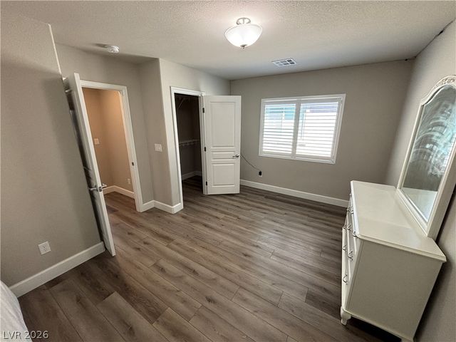 11194 Formosa Springs Court, Las Vegas, NV 89183