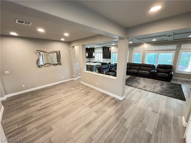 11194 Formosa Springs Court, Las Vegas, NV 89183