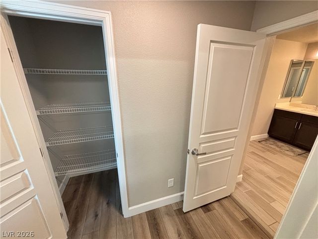 11194 Formosa Springs Court, Las Vegas, NV 89183