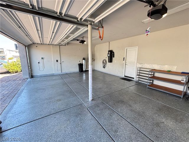 11194 Formosa Springs Court, Las Vegas, NV 89183