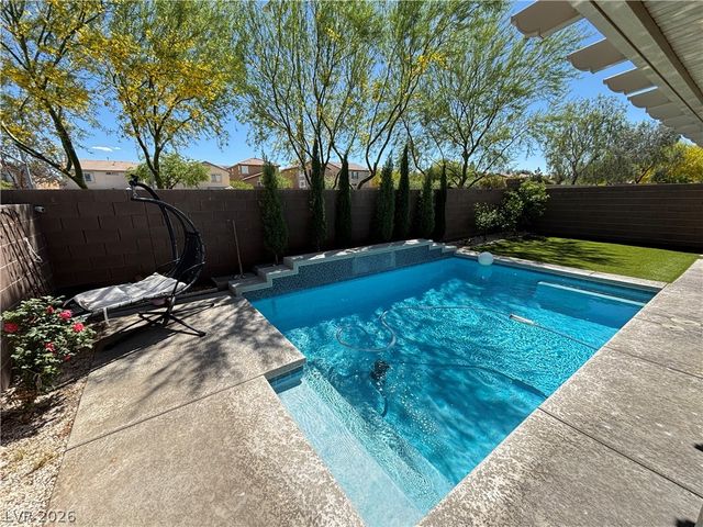 11194 Formosa Springs Court, Las Vegas, NV 89183