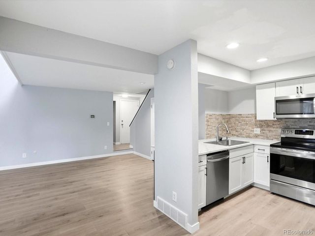 2618 S Xanadu Way A, Aurora, CO 80014