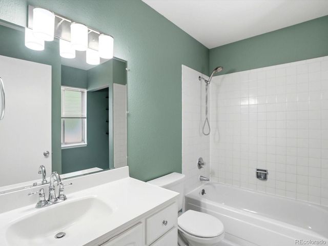 2618 S Xanadu Way A, Aurora, CO 80014