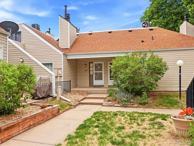 2618 S Xanadu Way A, Aurora, CO 80014