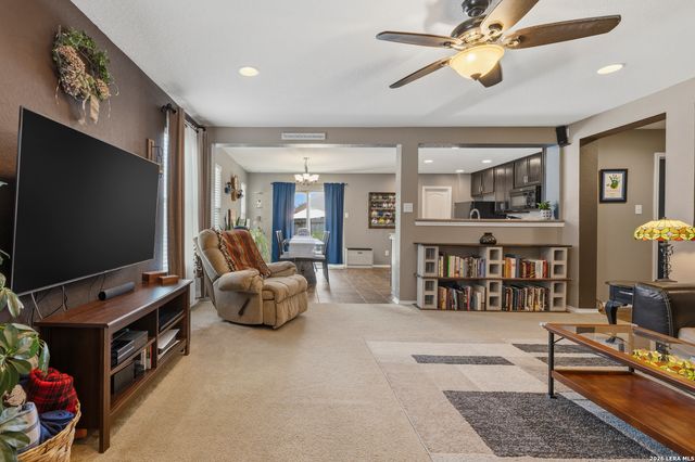 1484 ASTOR CRK, New Braunfels, TX 78130