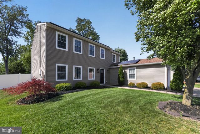 21 HUNTINGDON WAY, Sewell, NJ 08080