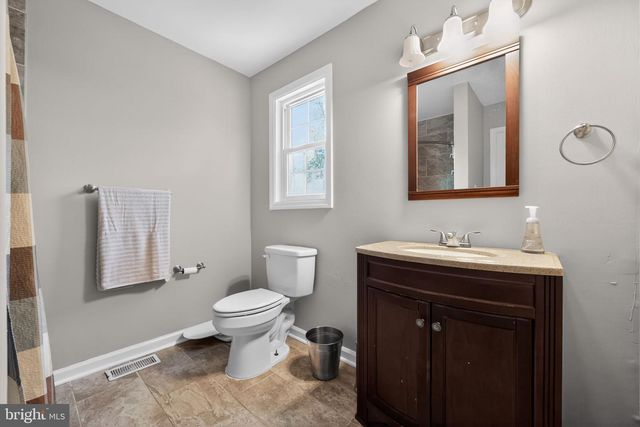 21 HUNTINGDON WAY, Sewell, NJ 08080