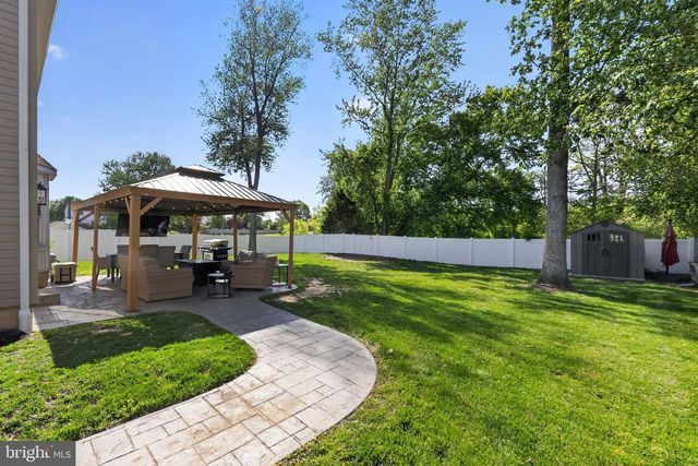 21 HUNTINGDON WAY, Sewell, NJ 08080