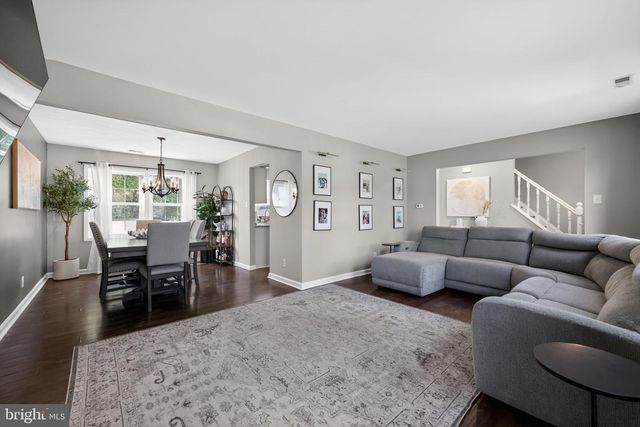 21 HUNTINGDON WAY, Sewell, NJ 08080