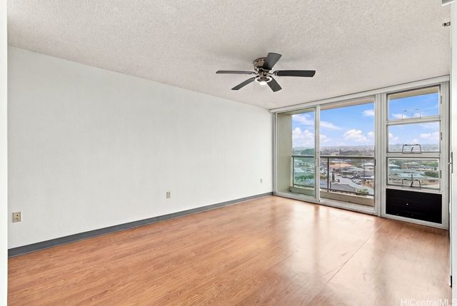 94-302 Paiwa Street 902, Waipahu, HI 96797