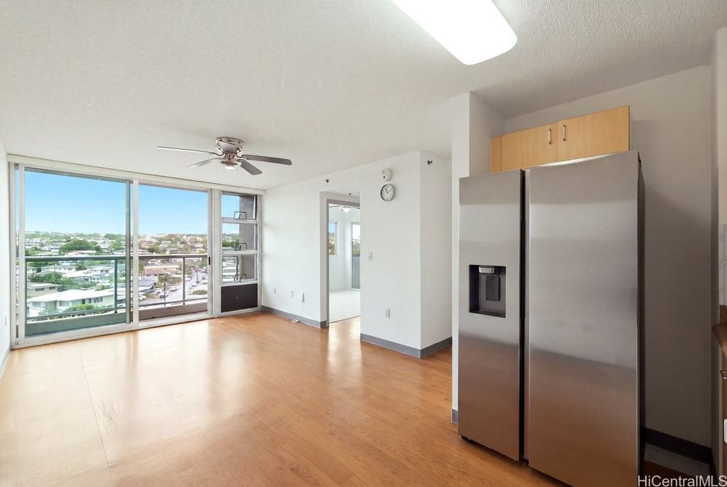 94-302 Paiwa Street 902, Waipahu, HI 96797